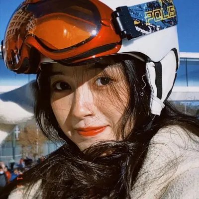 银之守墓人第一季封面